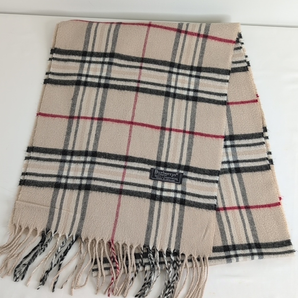 Vintage Burberry Classic Beige and Black Check Scarf - Picture 6 of 6
